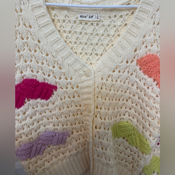 New In Crochet Design Cardigan - Picture 3 of 4